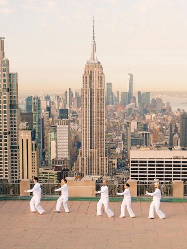danseurs performant au Top of the Rock - Rockefeller Center NYC
