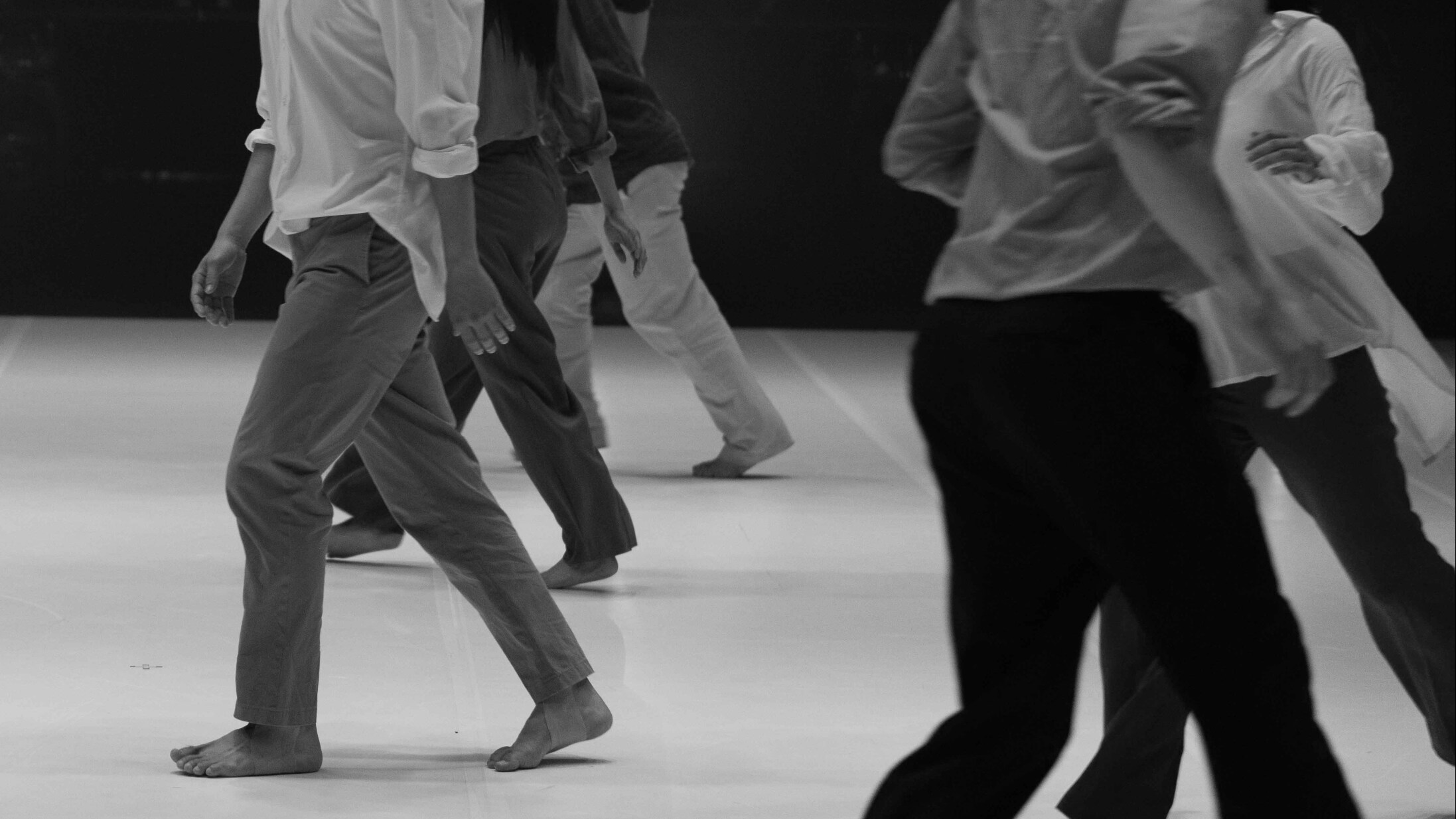 Walking dancers